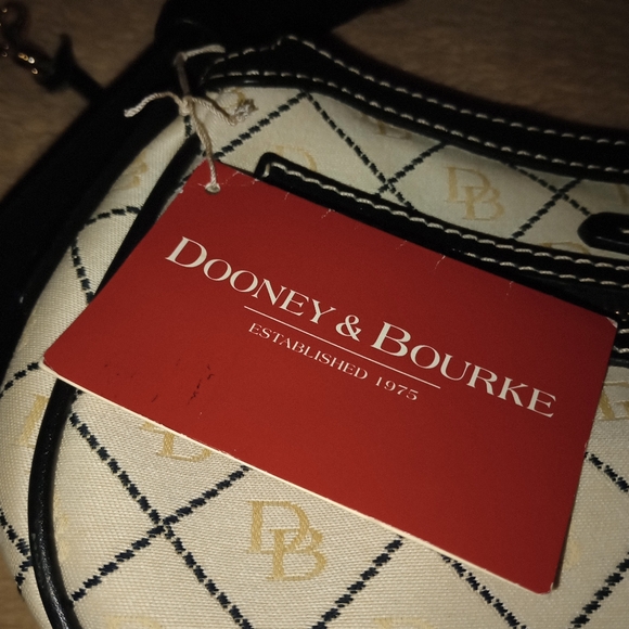 NWT Dooney & Bourke Moon Bag - Picture 11 of 14